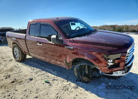 2015 Ford F150 Super Cab z USA, uszkodzony, nr VIN 1FTFX1EF8FFC68633